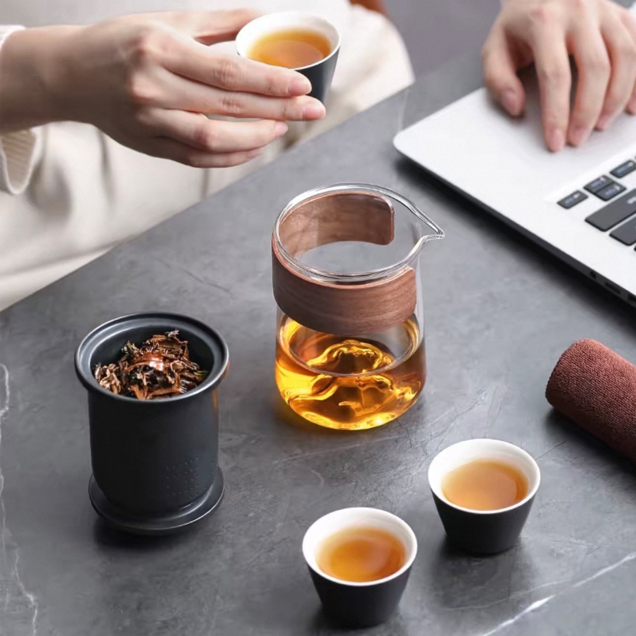 Portable Tea Set with Case (LS0295) - Image 3
